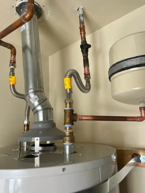 Water heater installation and plumbing repair in Plumstead